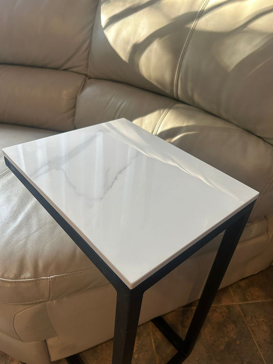 Mesa Auxiliar Blanca Veteada